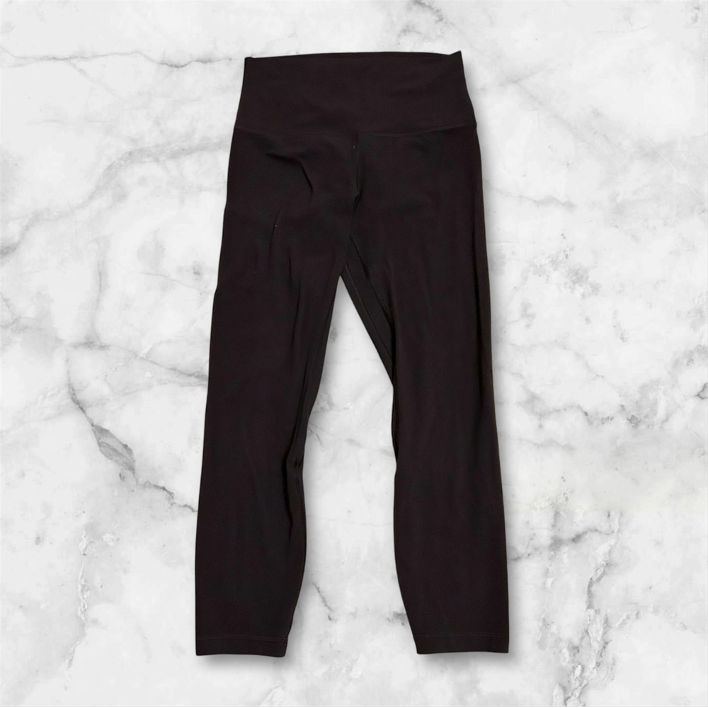 Lululemon cropped leggings size 6
